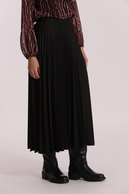 GONNA LONGUETTE IN POLYVISCOSA PLISSE