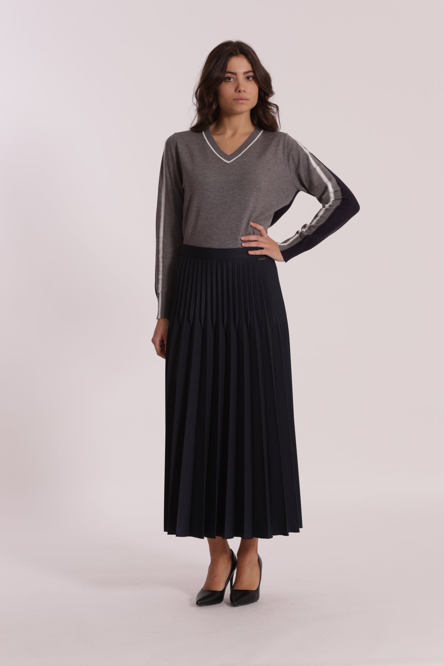 GONNA LONGUETTE IN POLYVISCOSA PLISSE