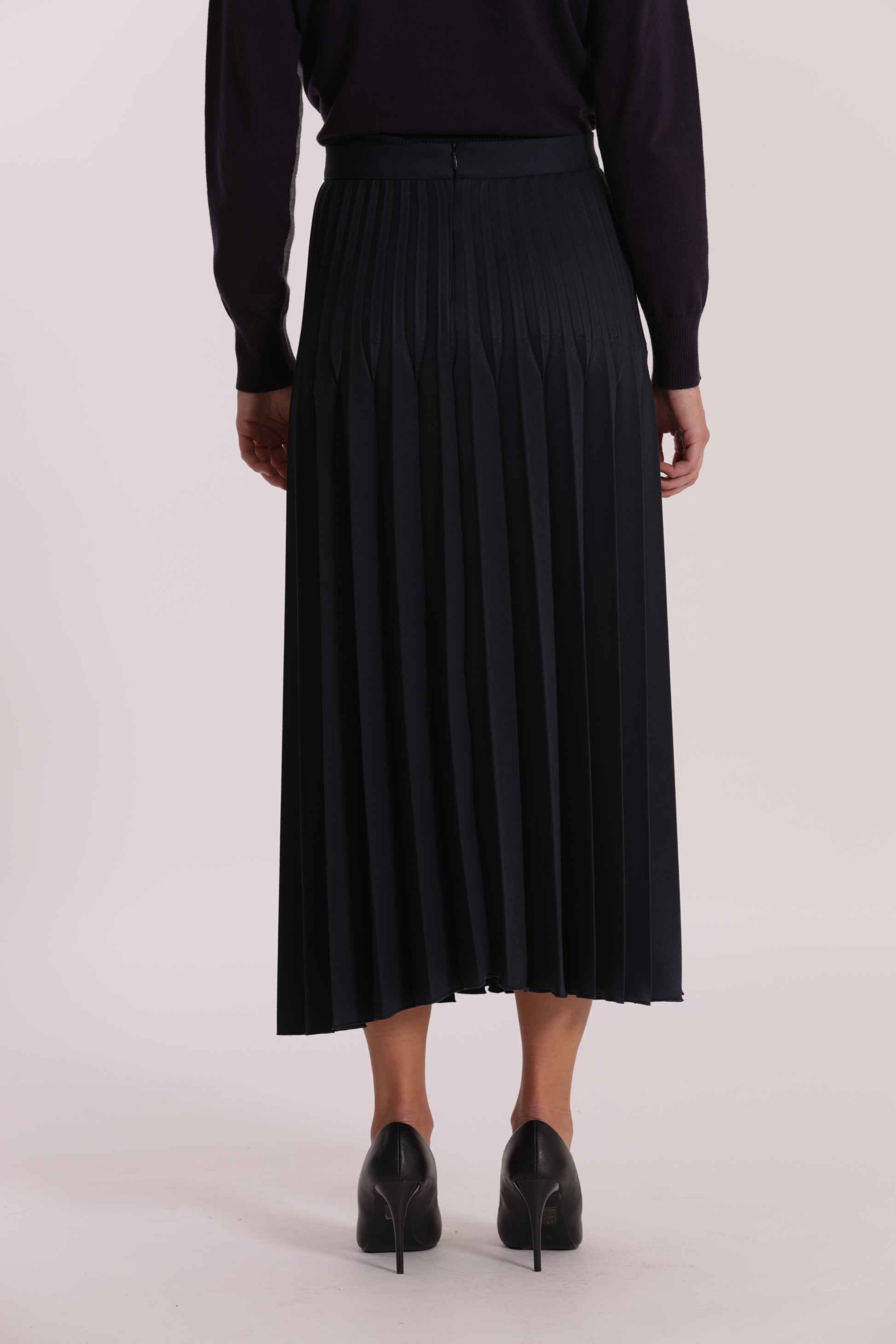 GONNA LONGUETTE IN POLYVISCOSA PLISSE