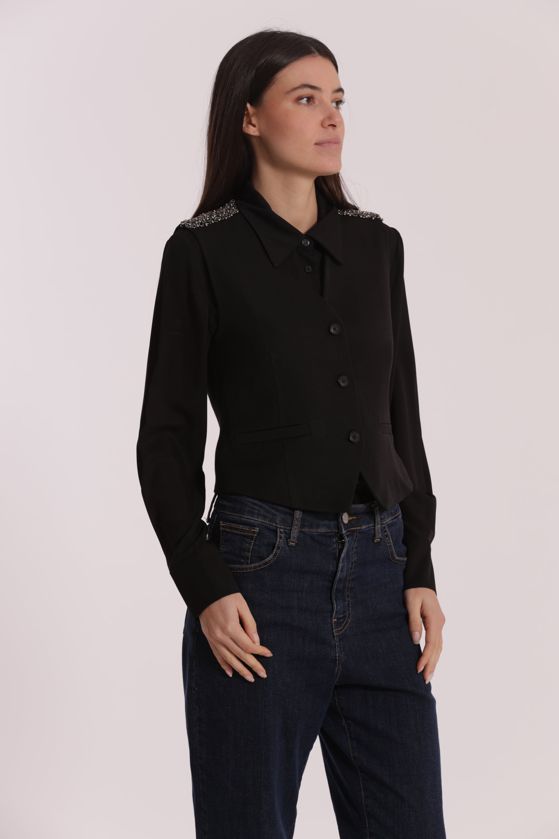 GILET CON PASSAMANERIA RICAMATA