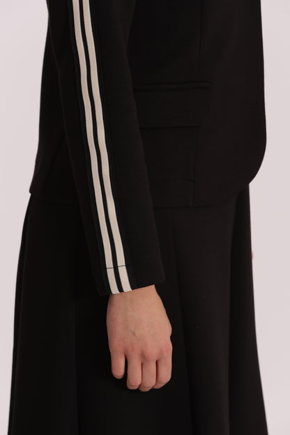 GIACCA CORTA IN NEOPRENE CON PASSAMANERIA
