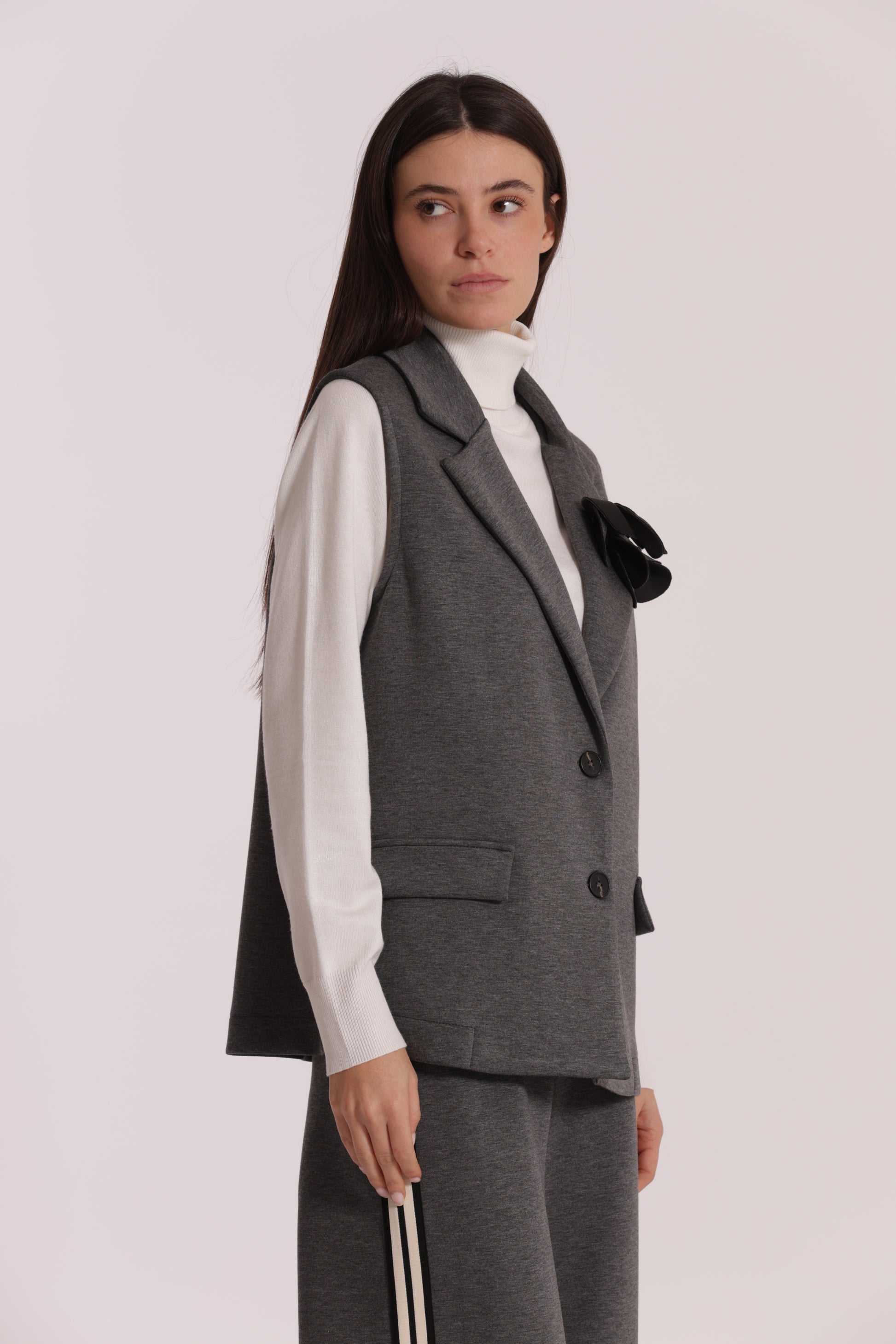 GILET OVER IN NEOPRENE CON FIORE
