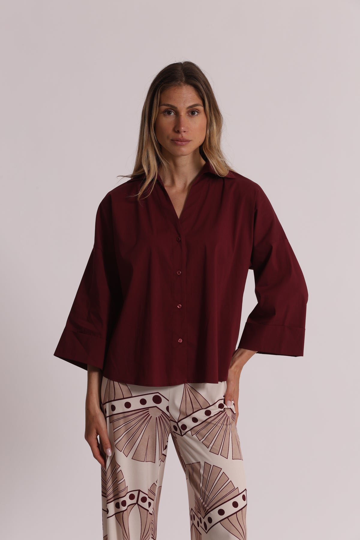 CAMICIA A MANICHE AMPIE