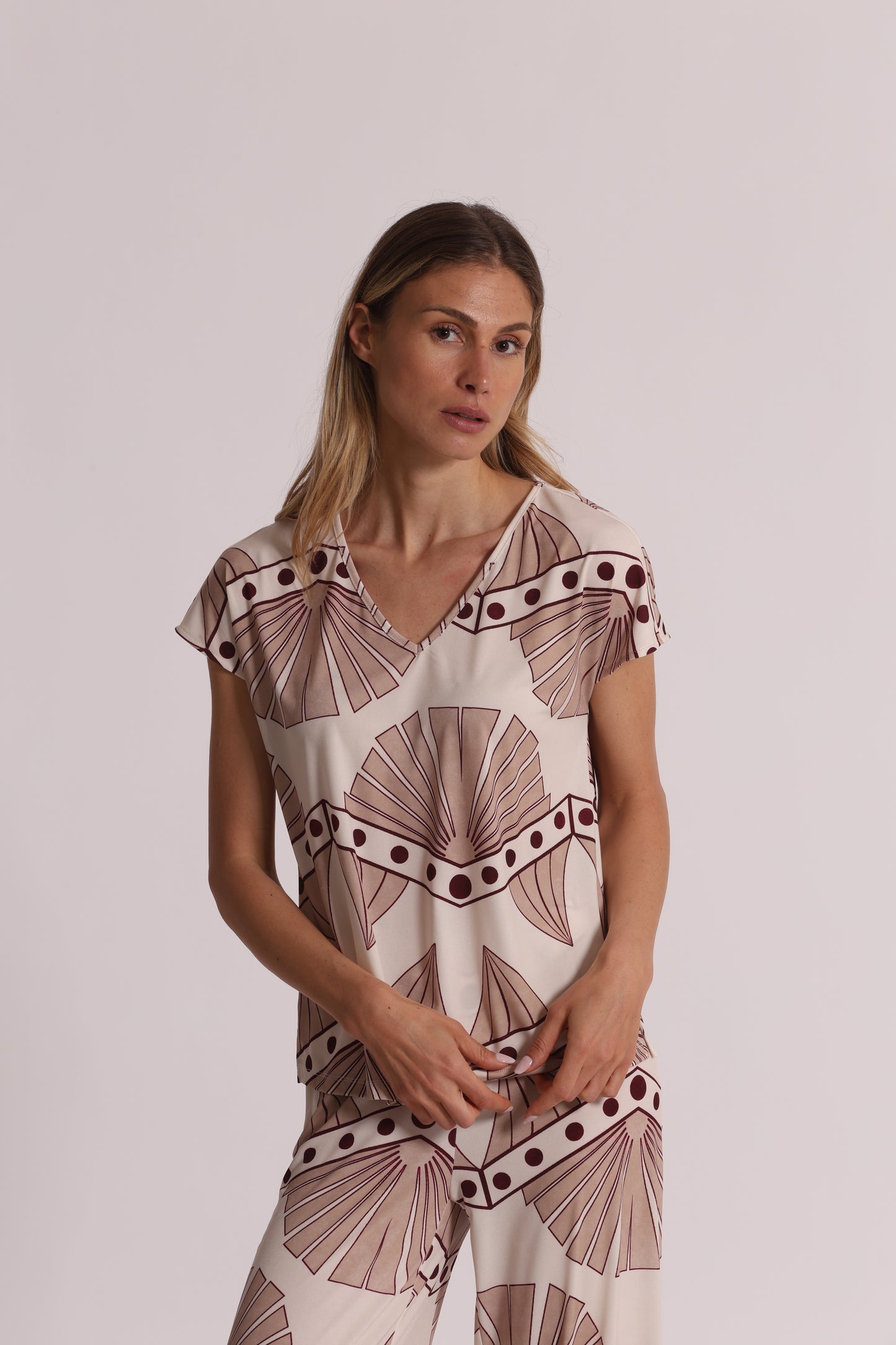 BLUSA A MANICHE CORTE IN ITY IN FANTASIA