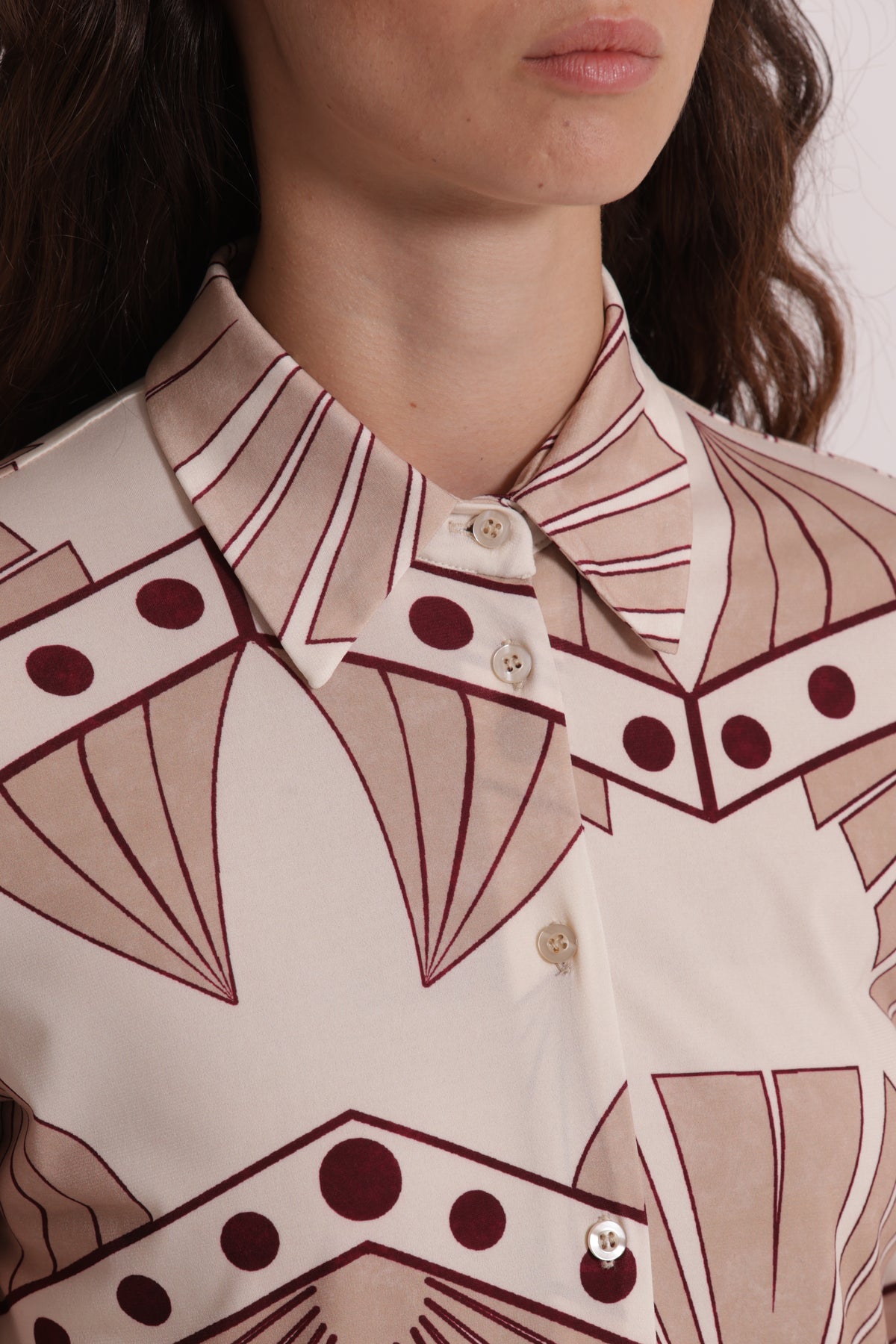 CAMICIA A MANICHE LUNGHE IN ITY IN FANTASIA