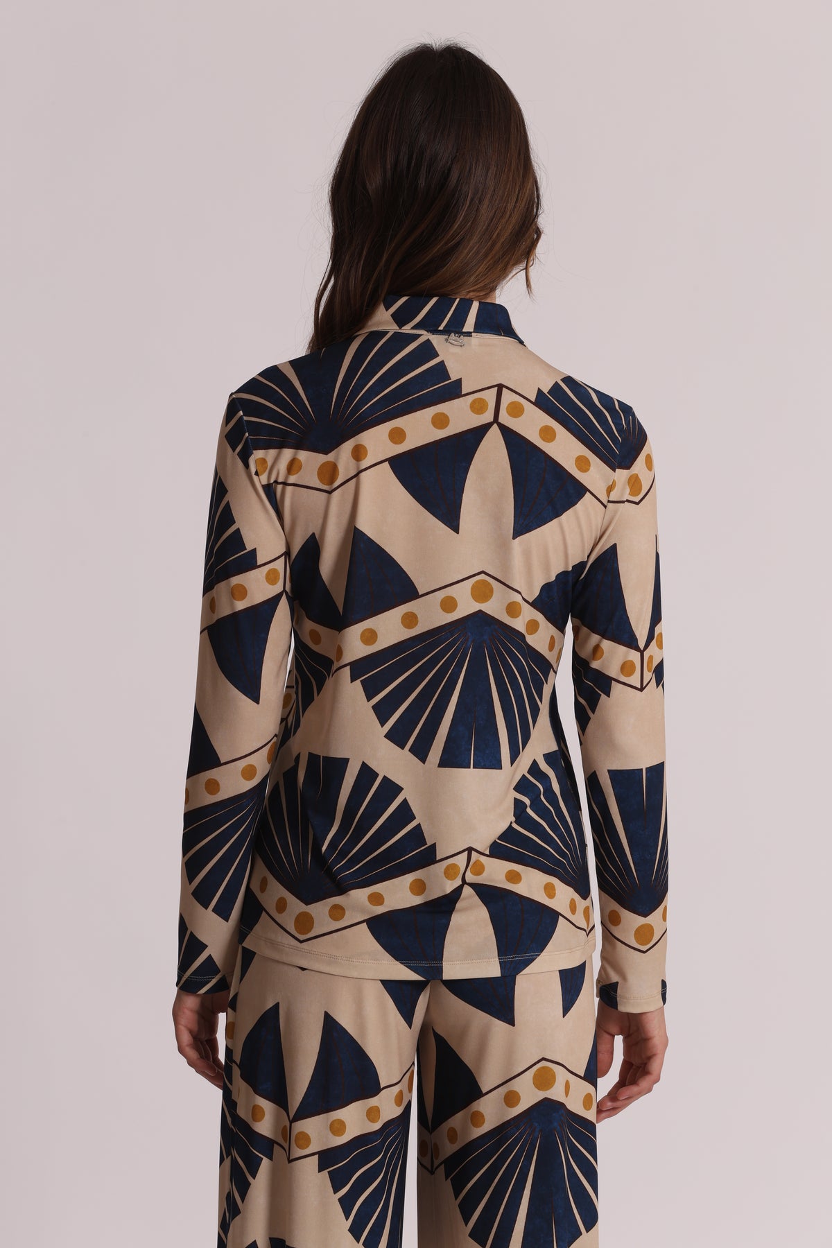 CAMICIA A MANICHE LUNGHE IN ITY IN FANTASIA