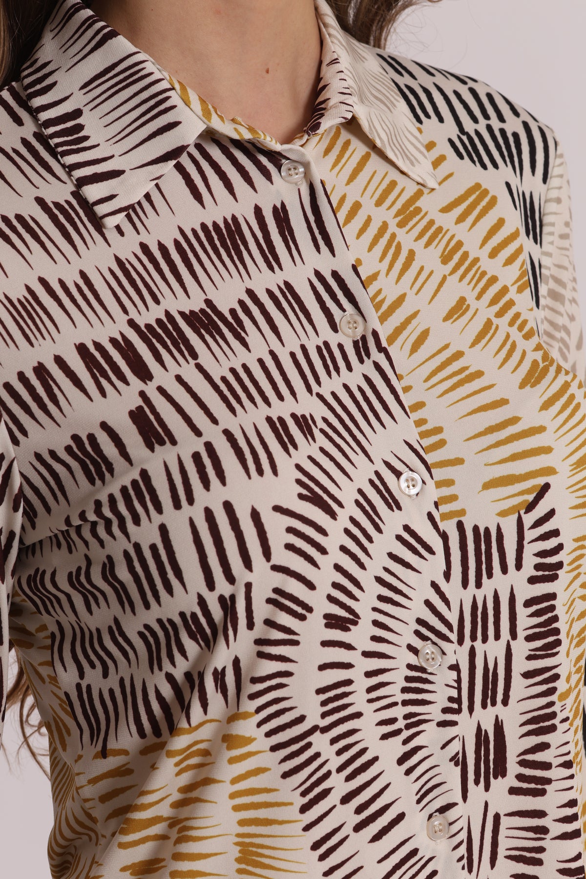 CAMICIA A MANICHE LUNGHE IN ITY IN FANTASIA