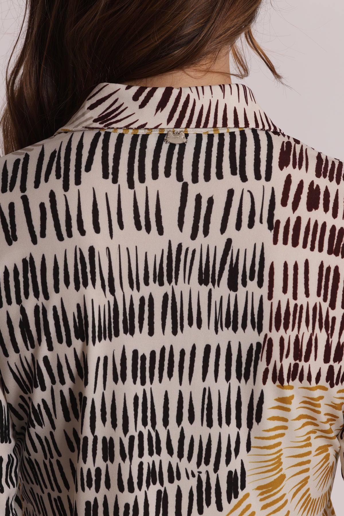 CAMICIA A MANICHE LUNGHE IN ITY IN FANTASIA
