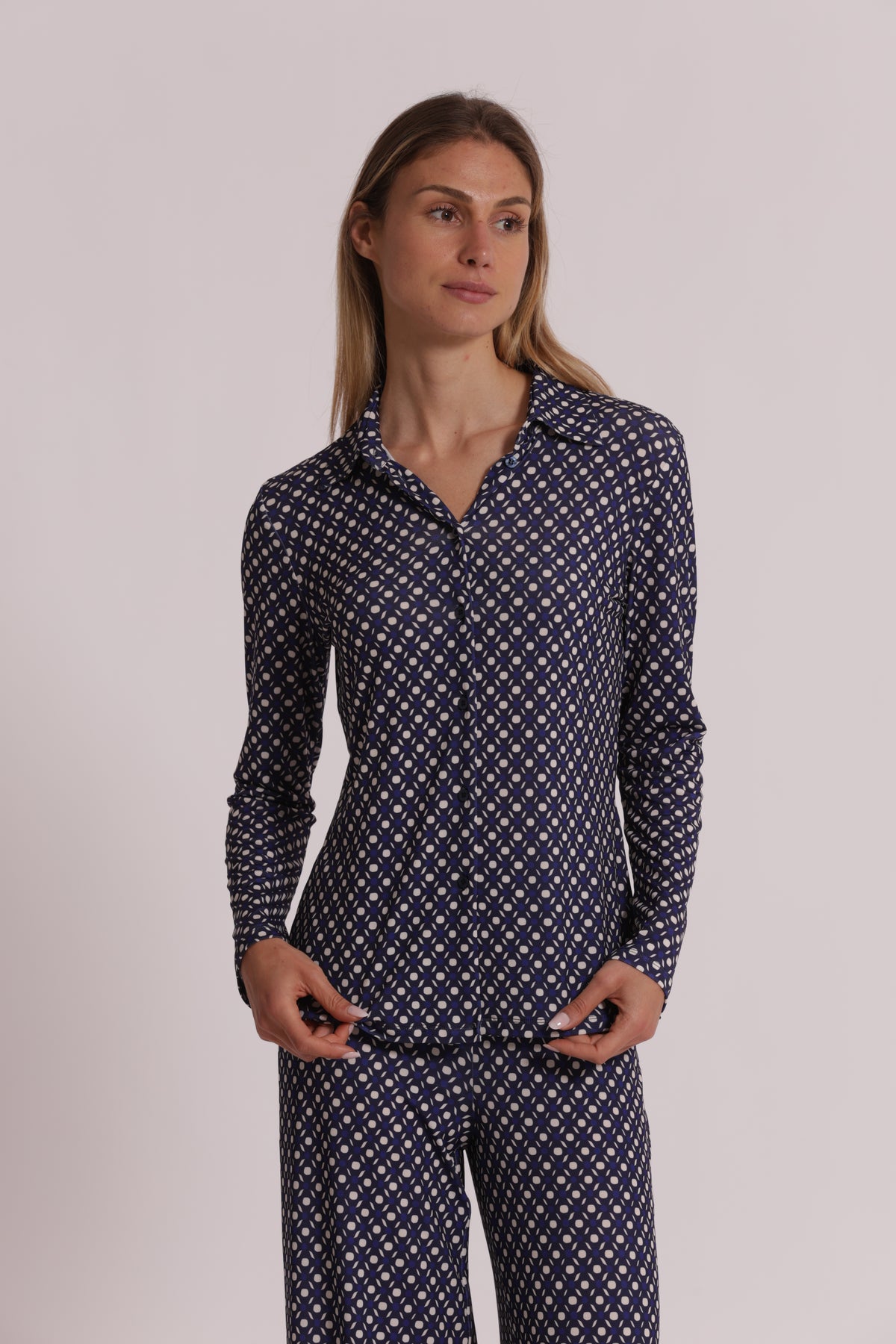 CAMICIA A MANICHE LUNGHE IN ITY IN FANTASIA