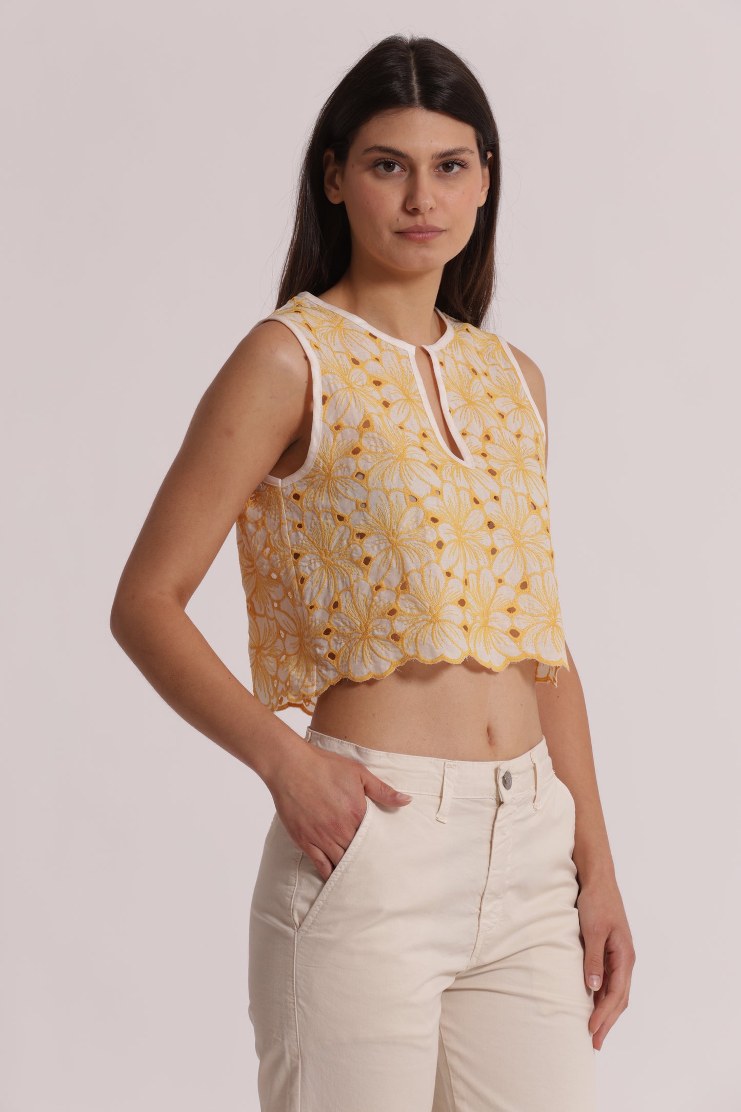 TOP CROPPED IN SANGALLO