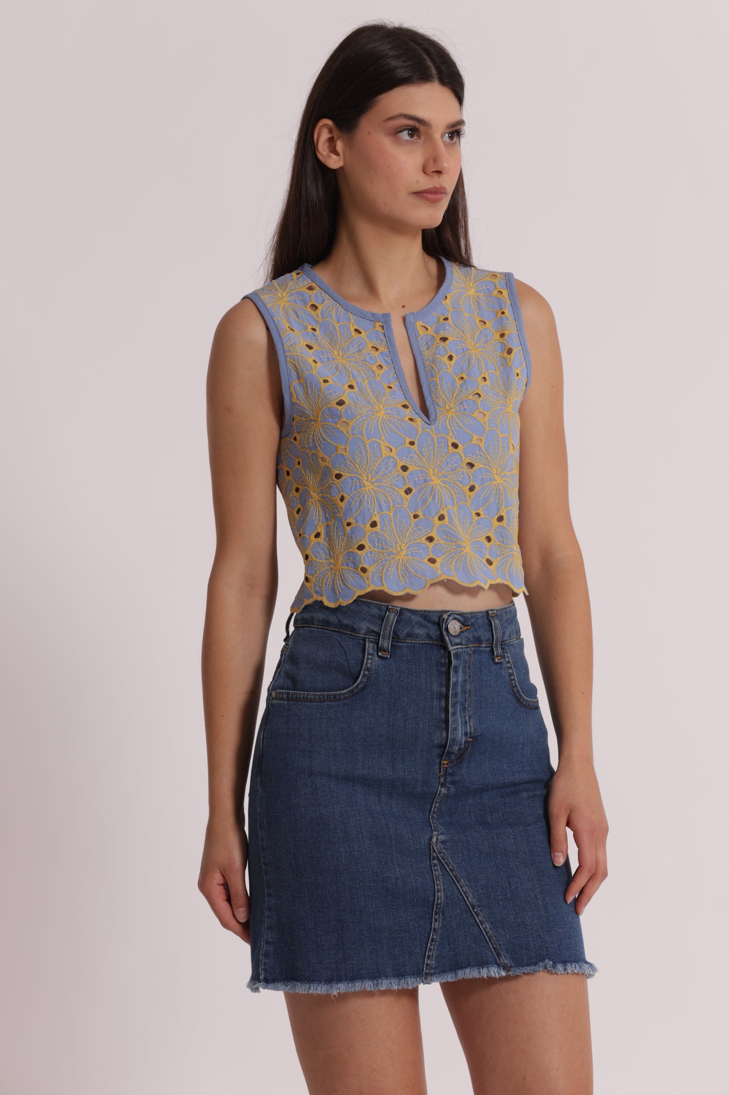 TOP CROPPED IN SANGALLO