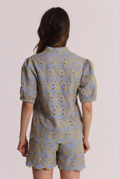 BLUSA A MANICHE CORTE IN SANGALLO