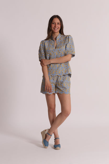 BLUSA A MANICHE CORTE IN SANGALLO