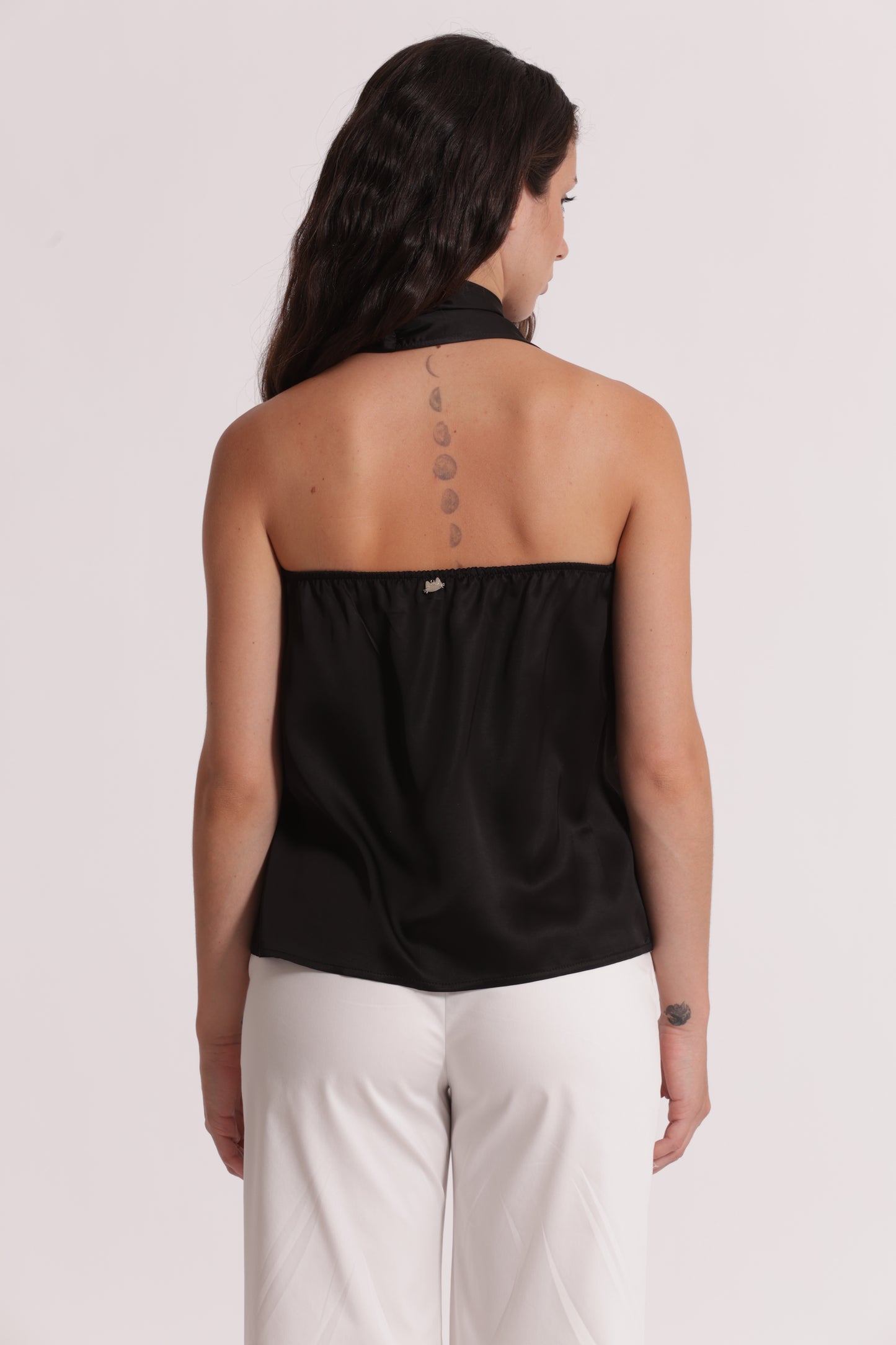 TOP IN RASO DETTAGLIO GIOIELLO