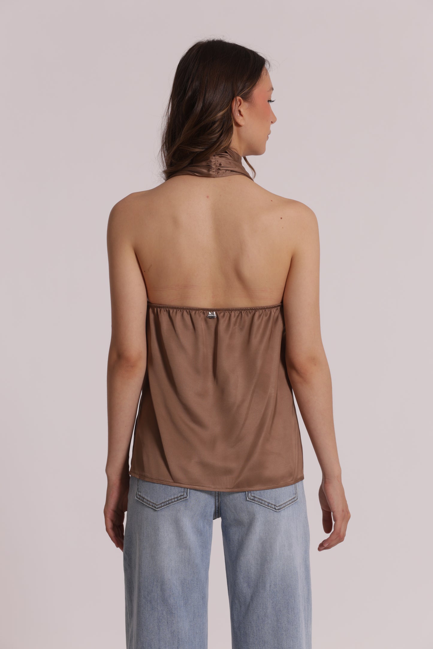TOP IN RASO DETTAGLIO GIOIELLO