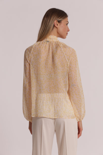 BLUSA ANIMALIER CON FIOCCO