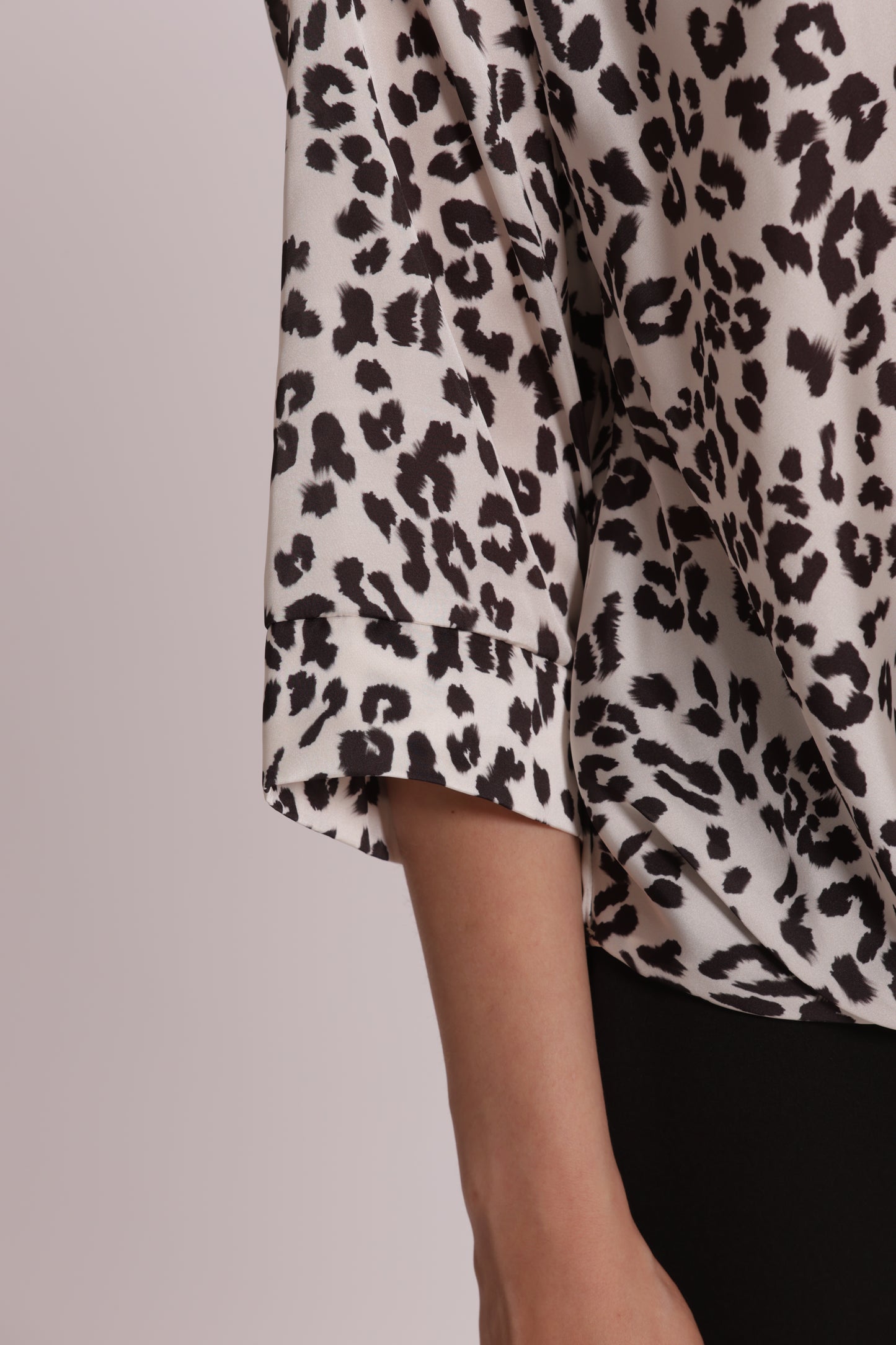 BLUSA CROPPED LEOPARDATA