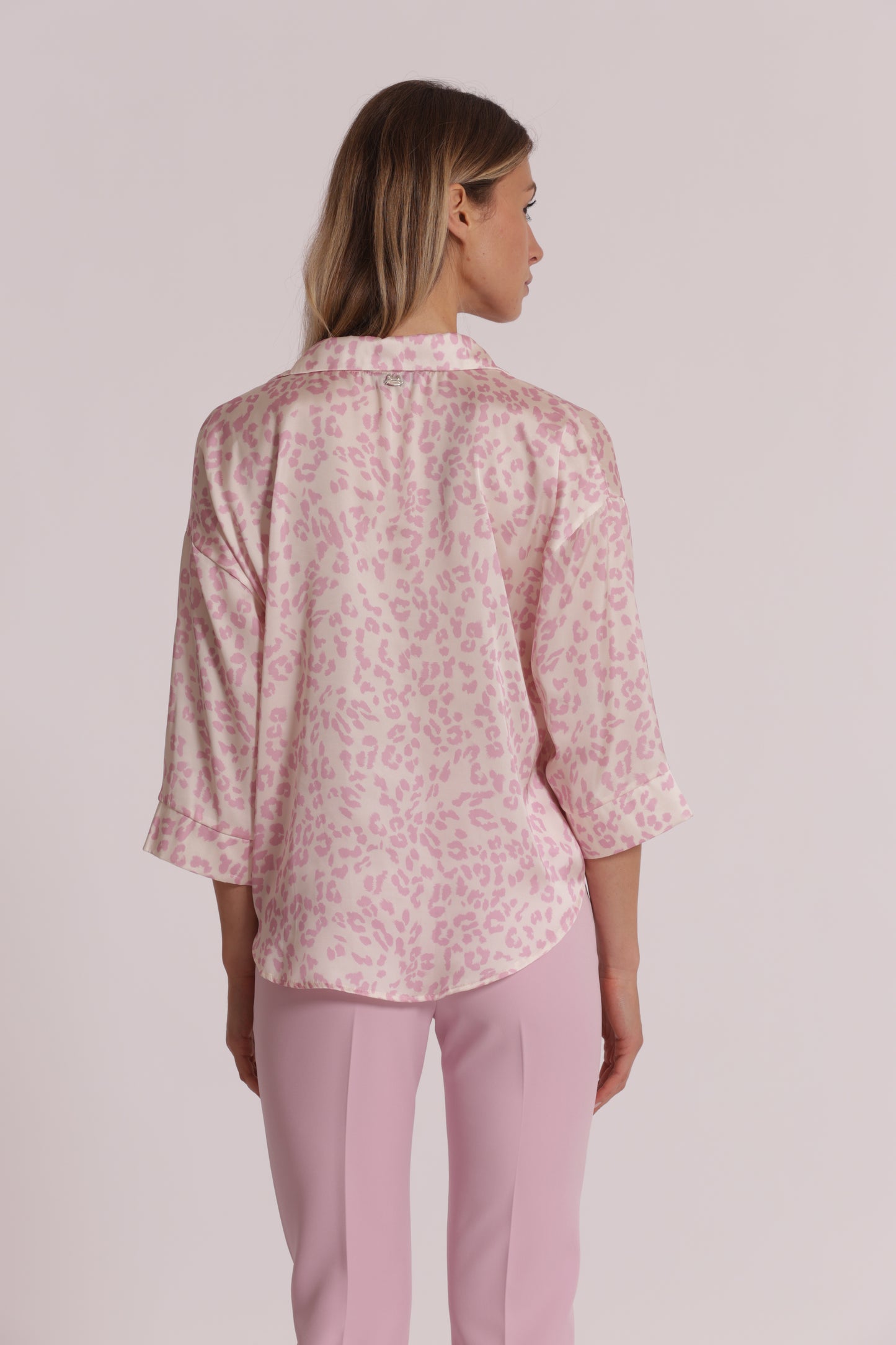 BLUSA CROPPED LEOPARDATA