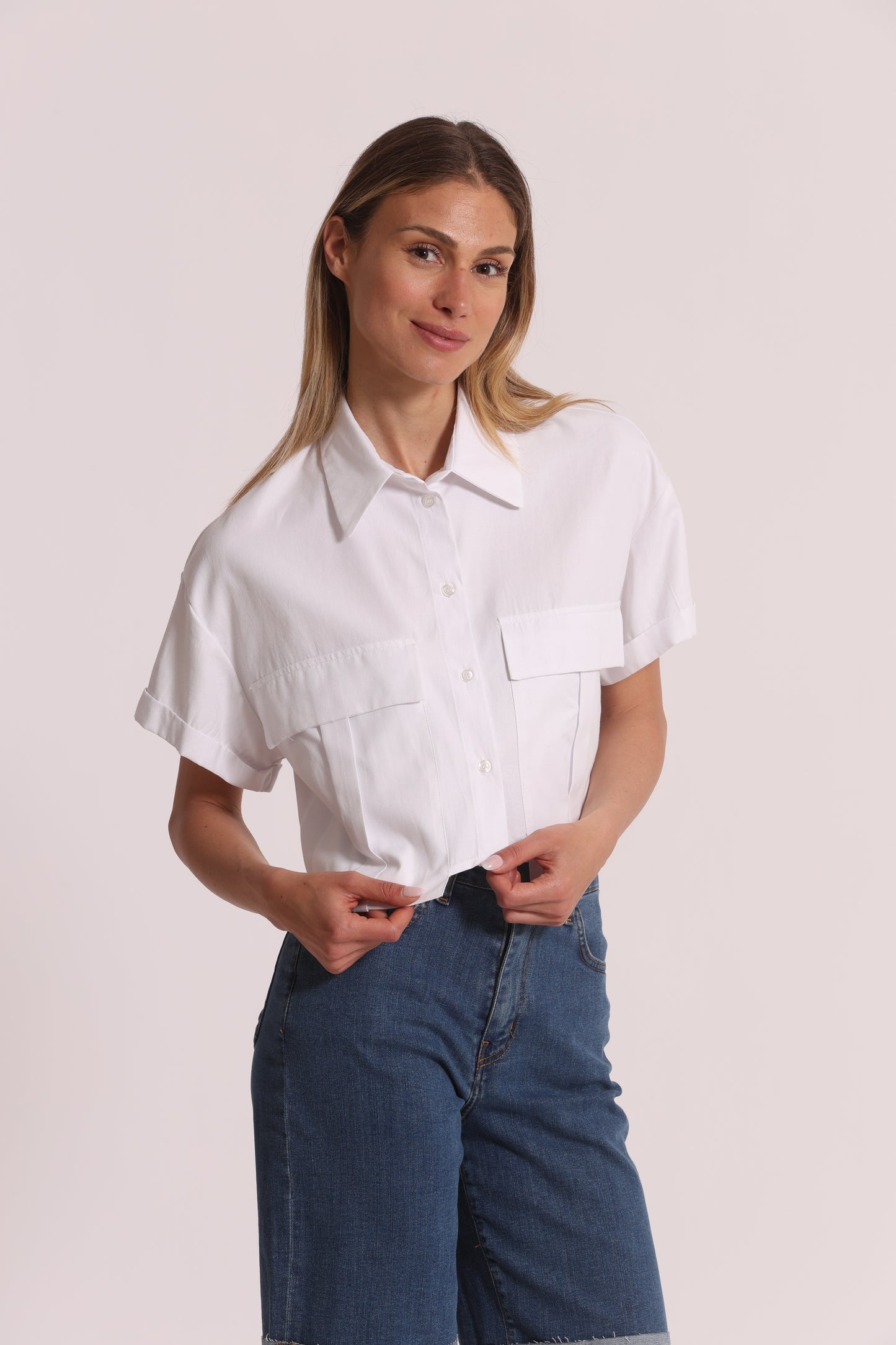 CAMICIA CROPPED OXFORD CON TASCHE