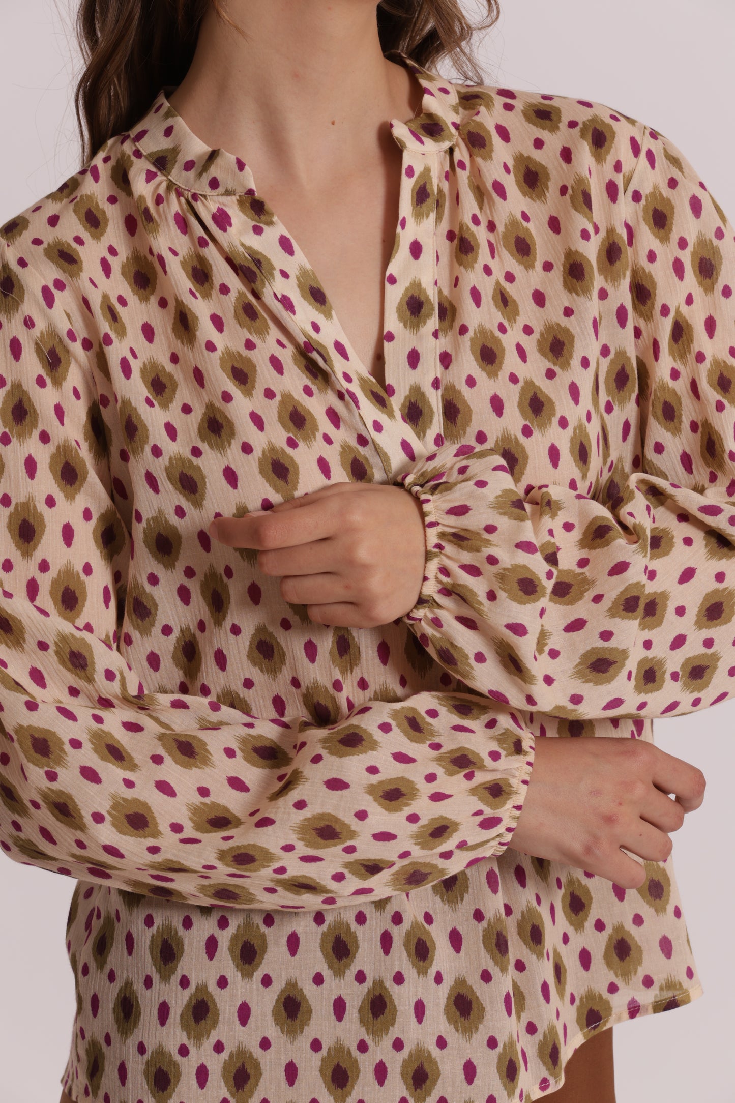 BLUSA A MANICHE LUNGHE FANTASIA ROMBI