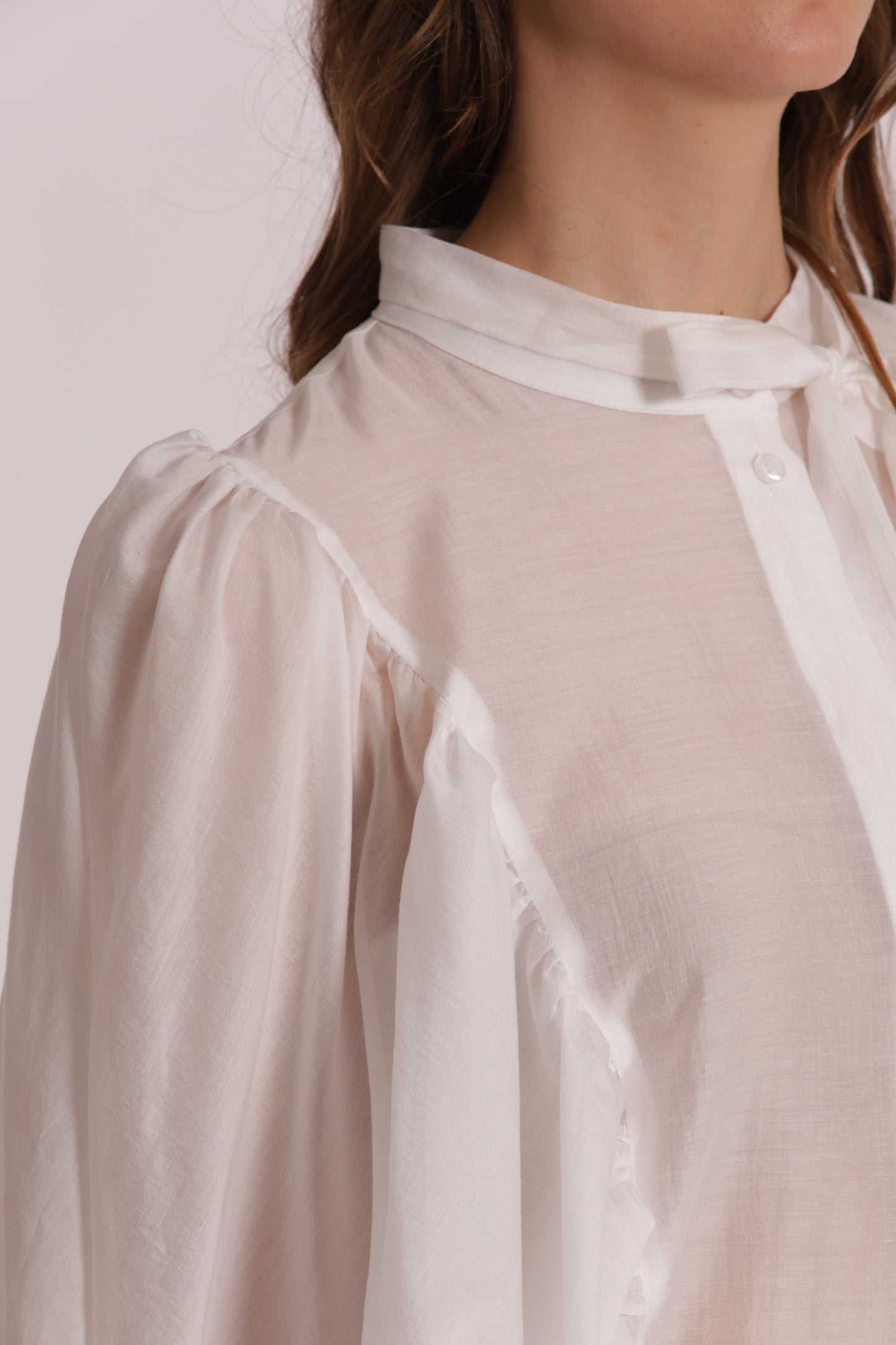 BLUSA A MANICHE LUNGHE EFFETTO CHIFFON