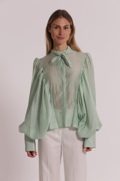 BLUSA A MANICHE LUNGHE EFFETTO CHIFFON