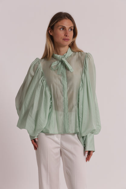 BLUSA A MANICHE LUNGHE EFFETTO CHIFFON