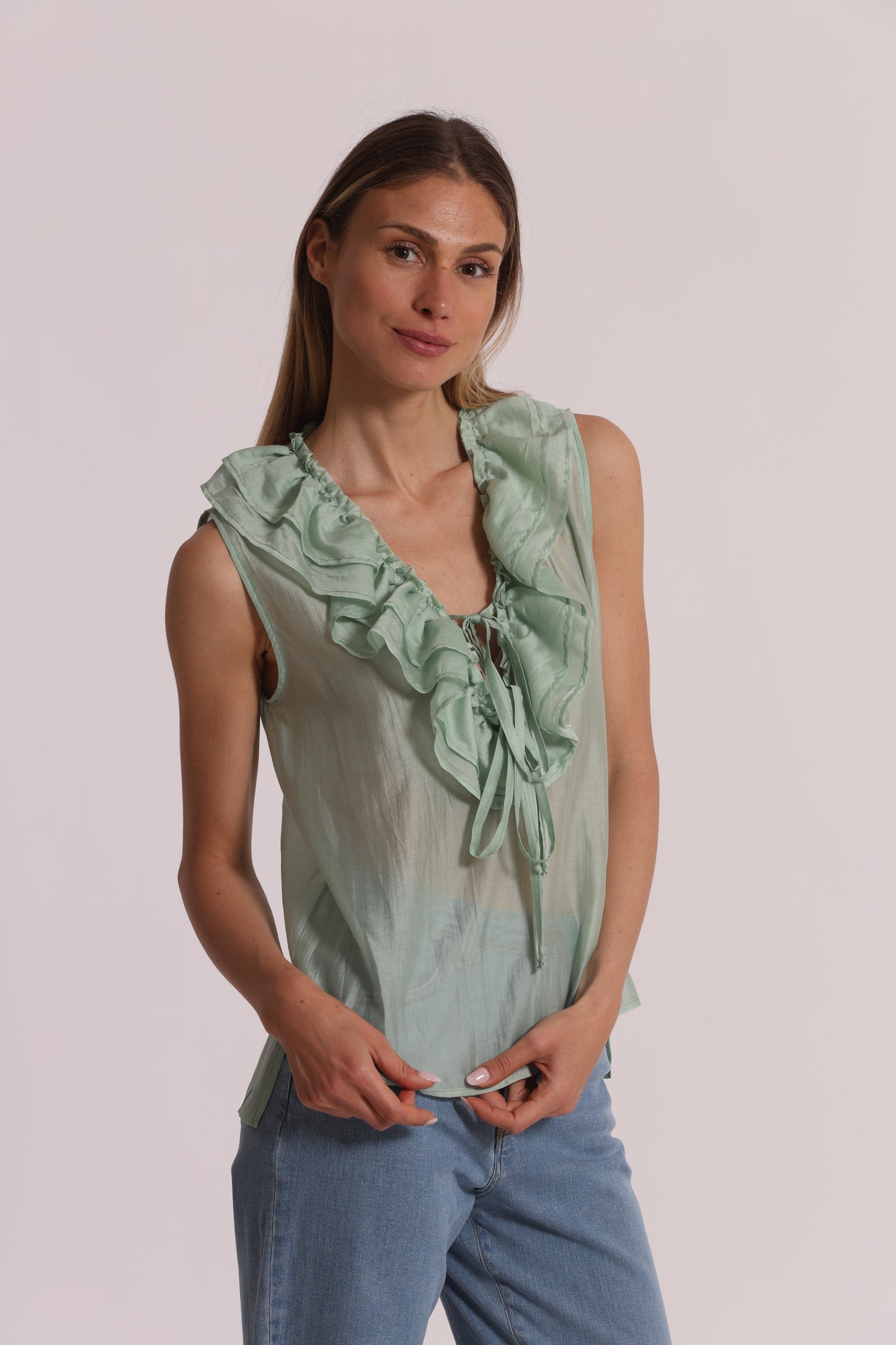 BLUSA SMANICATA CON ROUCHES