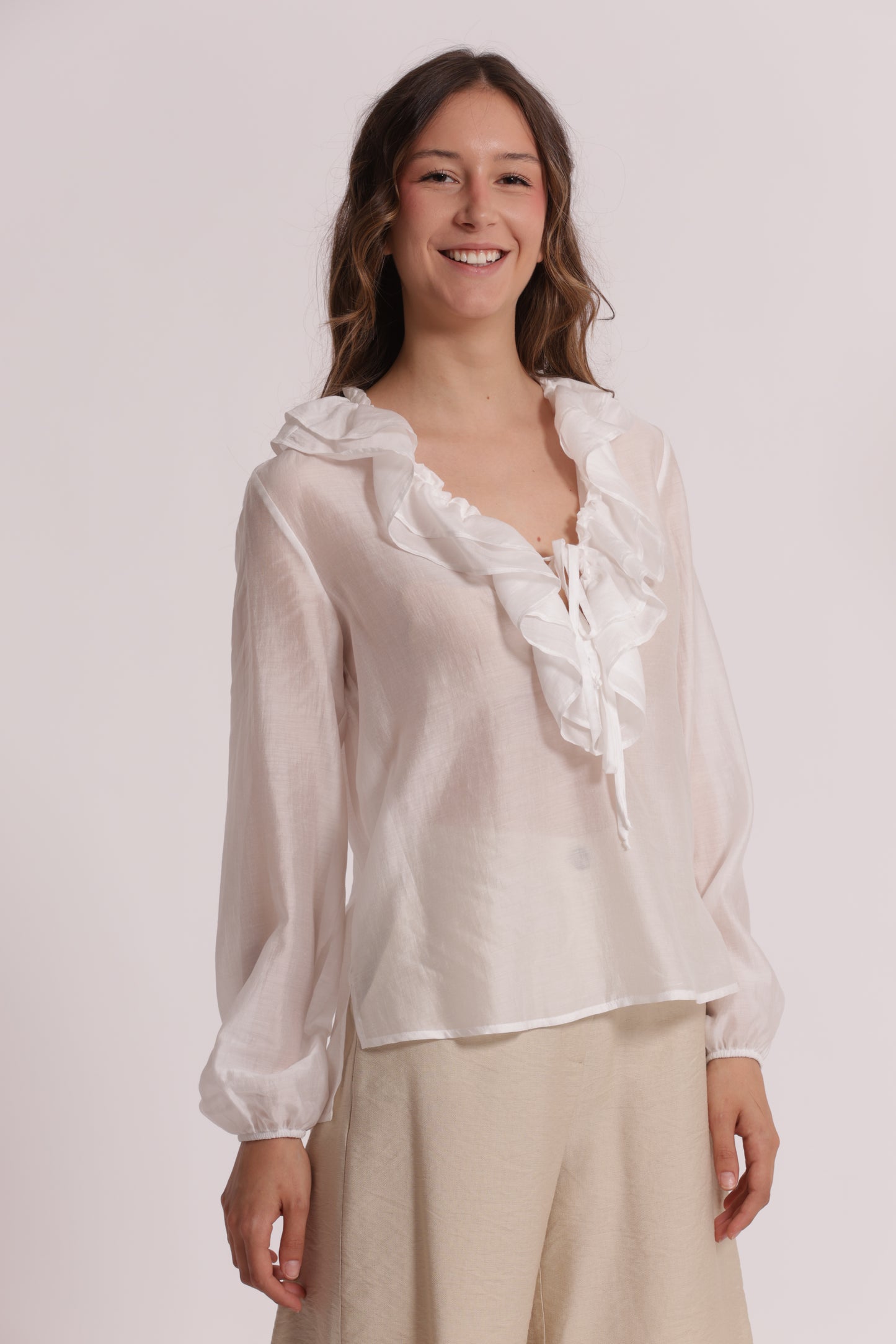 BLUSA A MANICHE LUNGHE CON ROUCHES