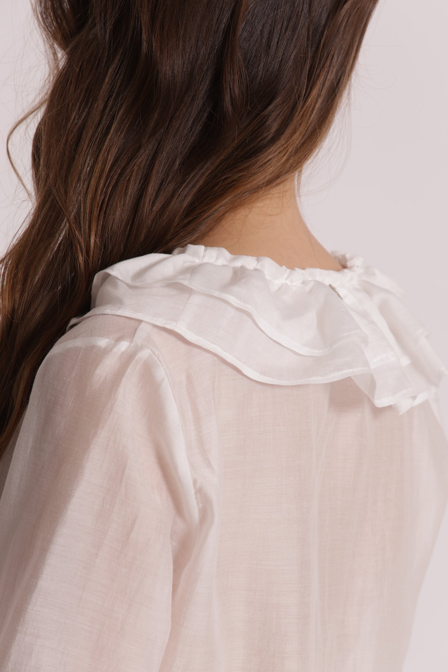 BLUSA A MANICHE LUNGHE CON ROUCHES