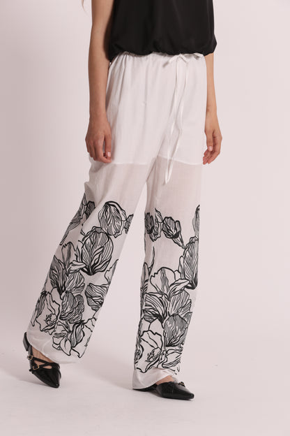 PANTALONE LUNGO CON RICAMO