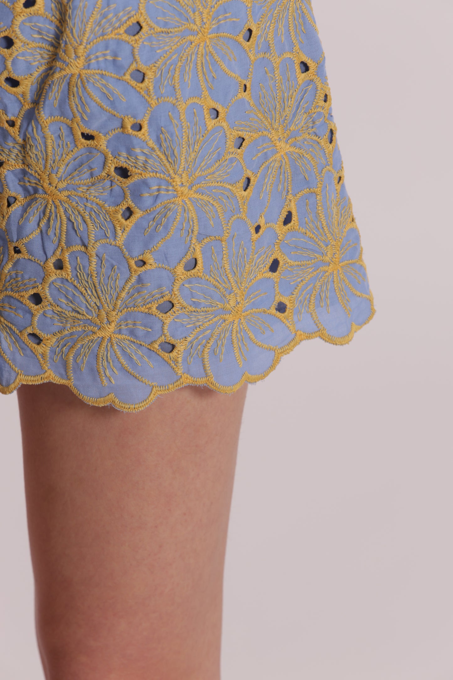 SHORTS IN SANGALLO