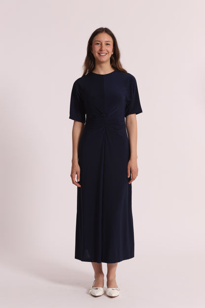 ABITO LUNGO CON MANICHE A TRE QUARTI