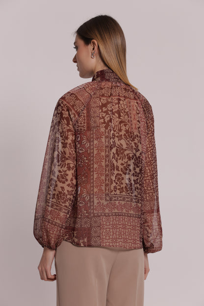 BLUSA CON FIOCCO AL COLLO STAMPA PATCHWORK FLOREALE