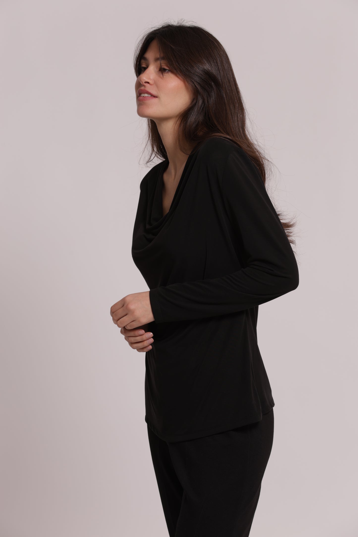 BLUSA CON SCOLLO DRAPPEGGIATO