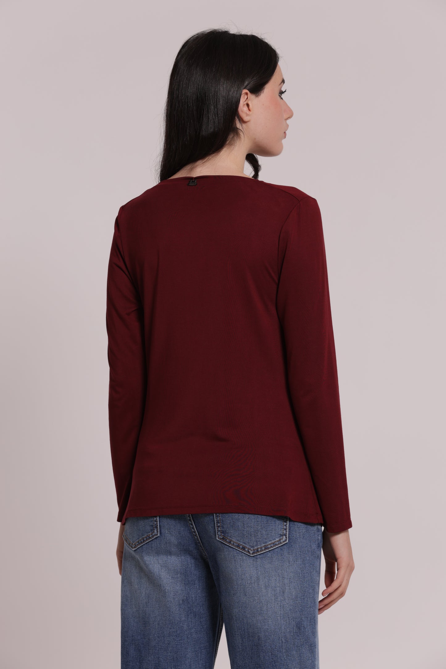 BLUSA CON SCOLLO DRAPPEGGIATO