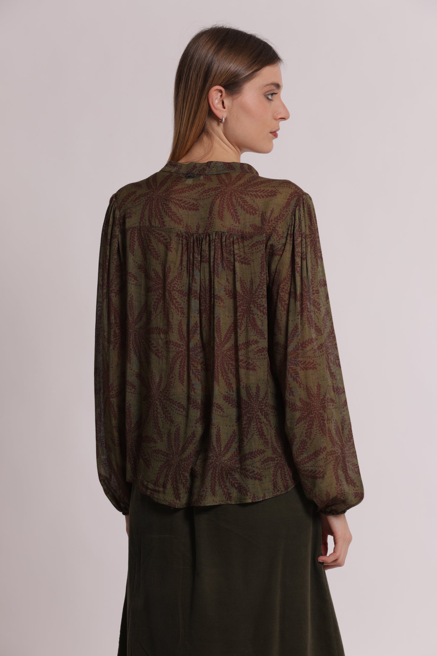 BLUSA SCOLLO A V FANTASIA IN GARZA DI VISCOSA