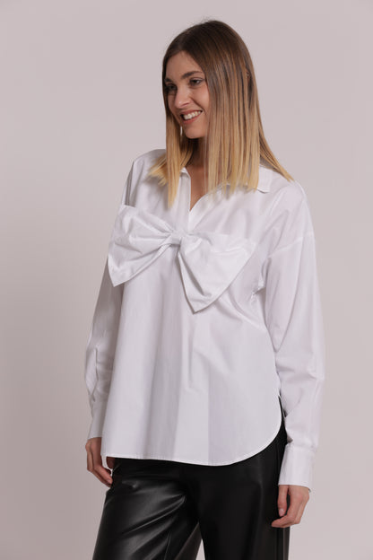 BLUSA CON FIOCCO FRONTALE