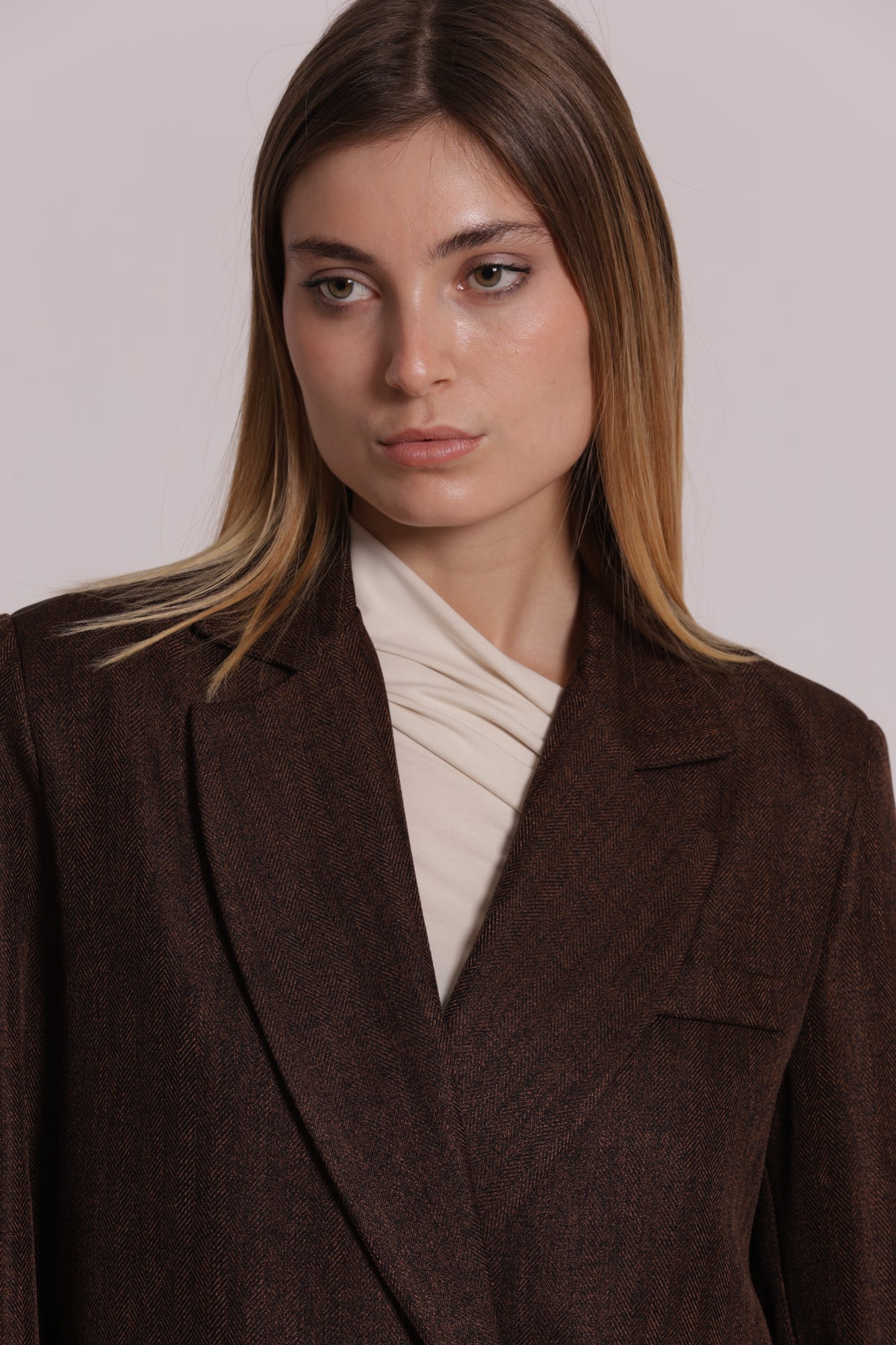 GIACCA CROPPED IN TWEED A SPIGA DI PESCE