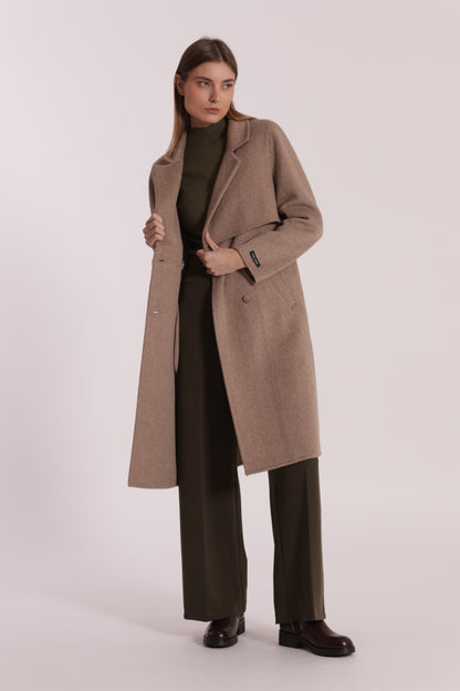 CAPPOTTO BARONETTO CON DETTAGLIO