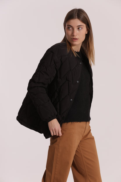 PIUMINO CORTO OVER CON TRAMA ZIG-ZAG