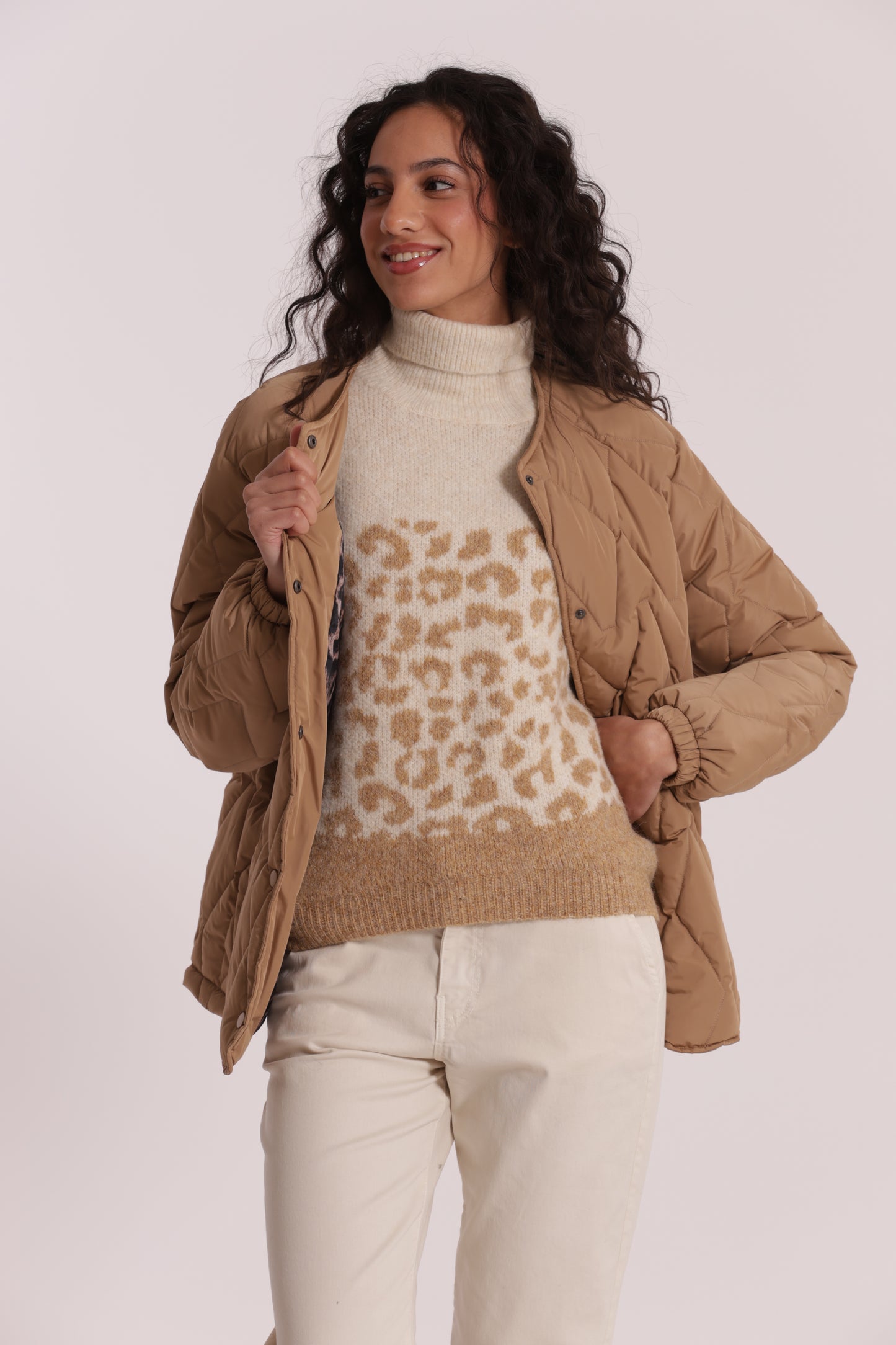 PIUMINO CORTO OVER CON TRAMA ZIG-ZAG