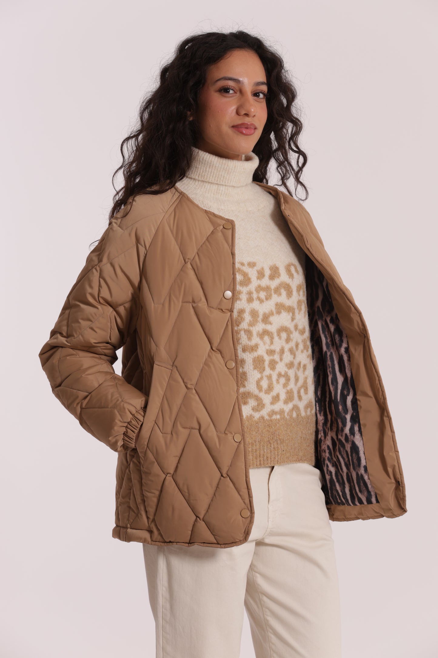 PIUMINO CORTO OVER CON TRAMA ZIG-ZAG