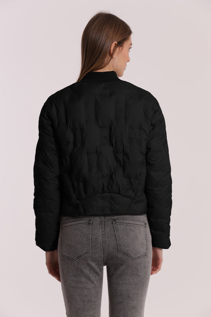 PIUMINO CORTO CON TRAMA GEOMETRICA