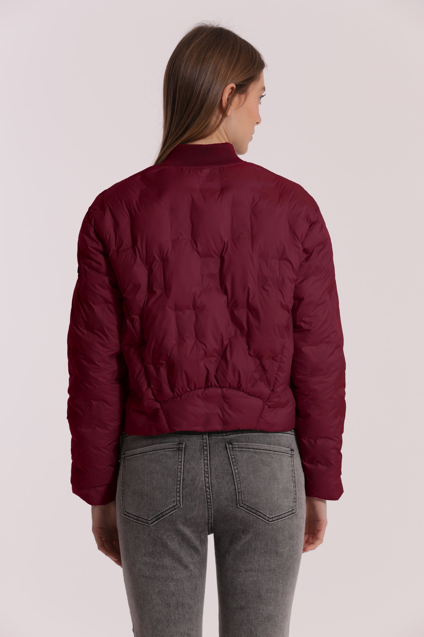 PIUMINO CORTO CON TRAMA GEOMETRICA