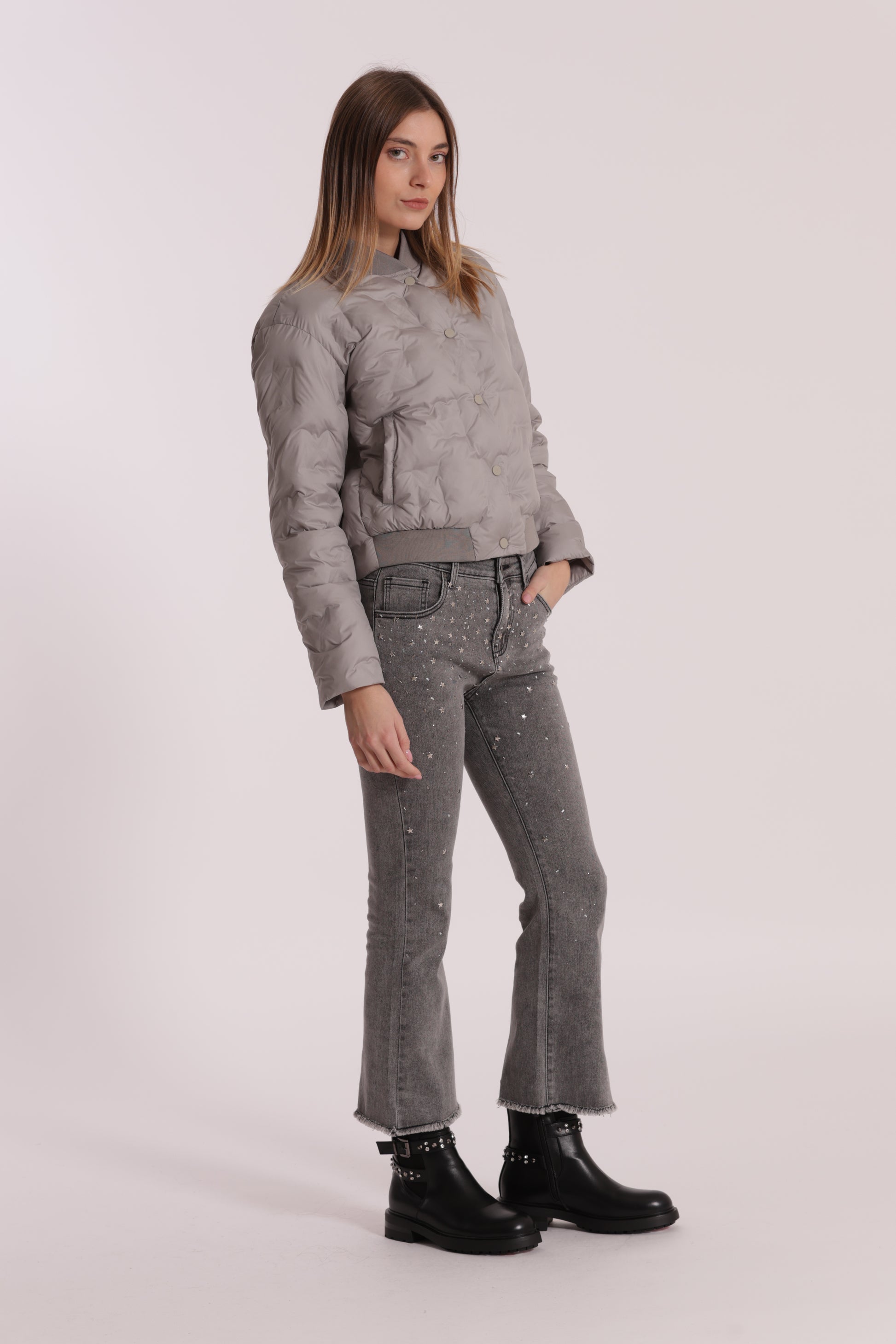 PIUMINO CORTO CON TRAMA GEOMETRICA