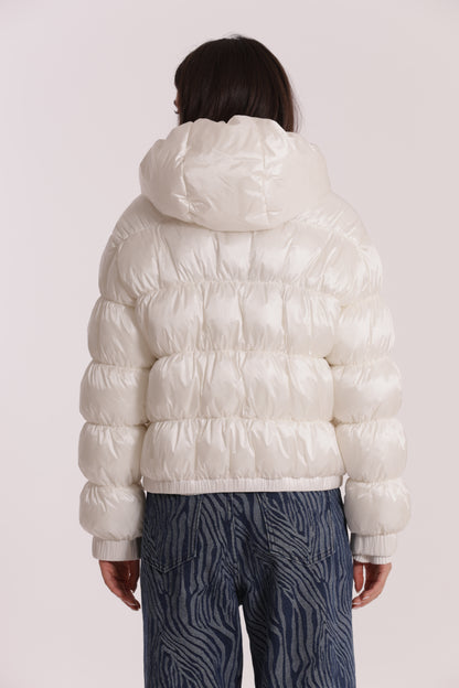 PIUMINO CORTO BOMBER CON CAPPUCCIO