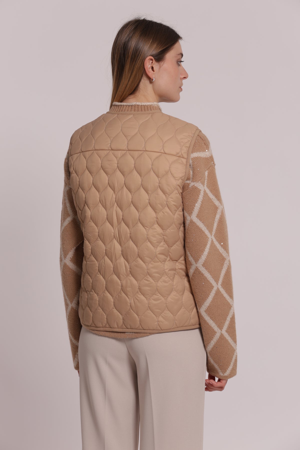 GILET PIUMINO CORTO TRAPUNTATO