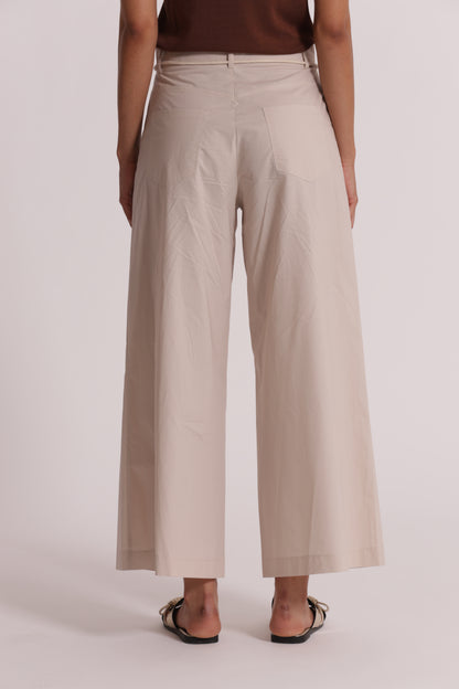 PANTALONI CON CORDINO IN VITA