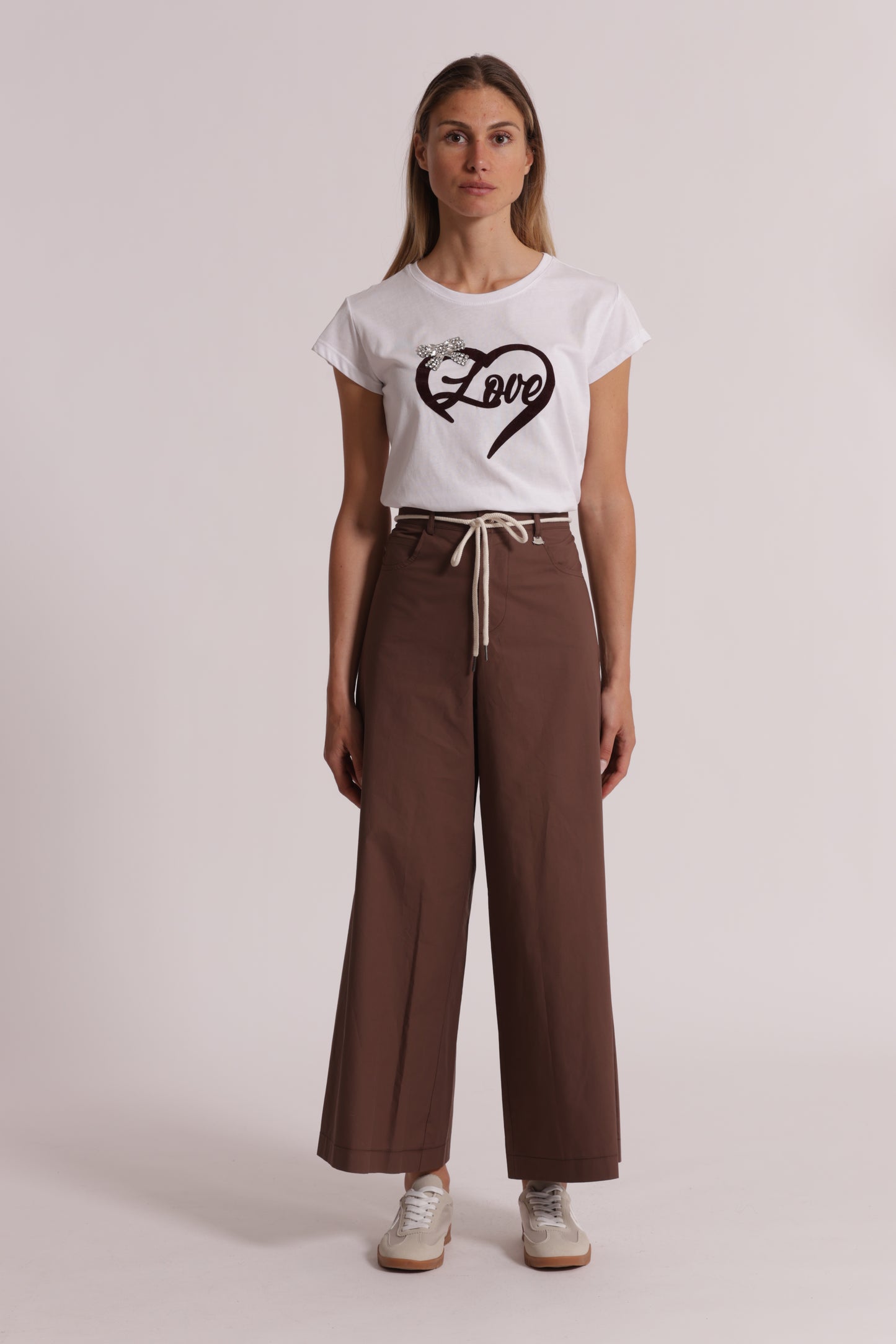 PANTALONI CON CORDINO IN VITA
